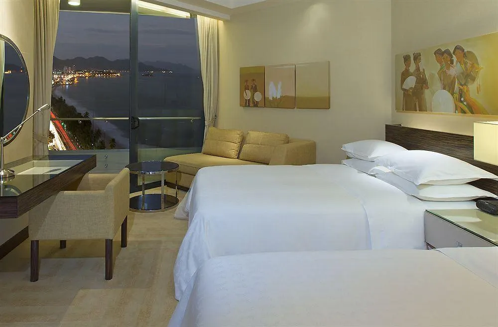 Sheraton Nha Trang Hotel & Spa 5*,