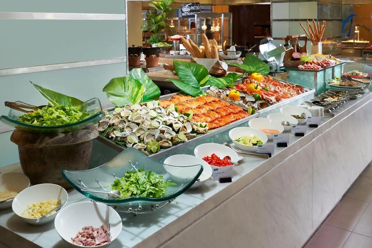 Sheraton Nha Trang Hotel & Spa 5*,