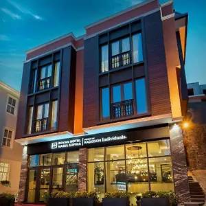 https://radisson-hagia-sophia-a-member-of-radisson-individuals.istanbul-turkeyhotels.com